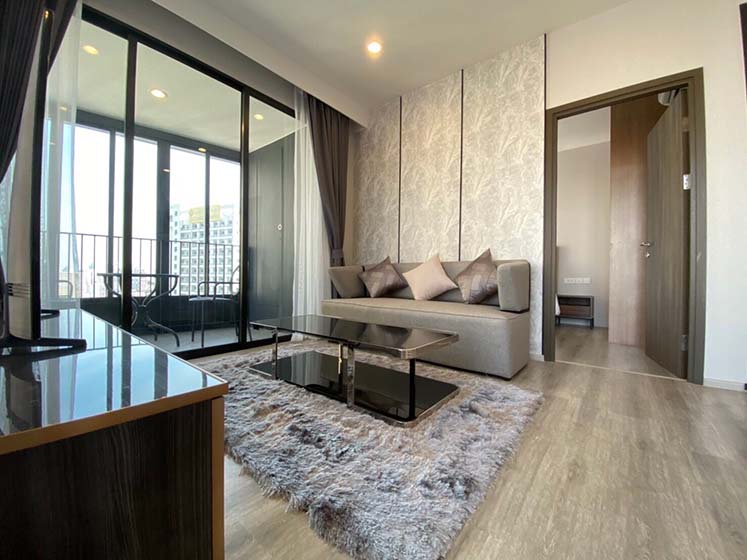 Condominium in New Petchburi 